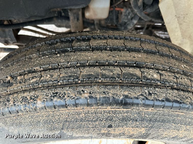 image for item DL0483 2009 International DuraStar 4300 bucket truck