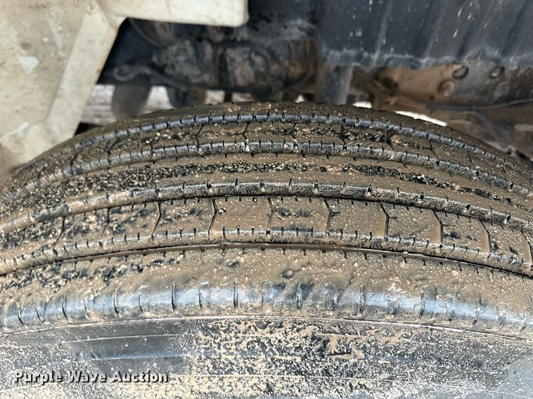 image for item DL0483 2009 International DuraStar 4300 bucket truck