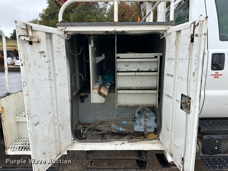 image for item DL0484 2015 Ford F750 Super Duty digger derrick truck