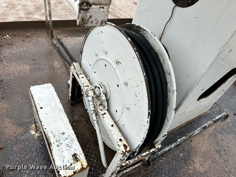 image for item DL0484 2015 Ford F750 Super Duty digger derrick truck