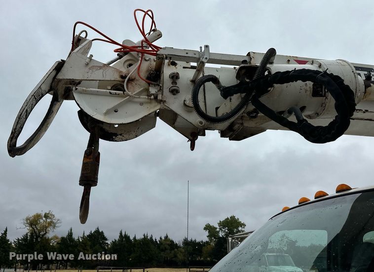 image for item DL0484 2015 Ford F750 Super Duty digger derrick truck