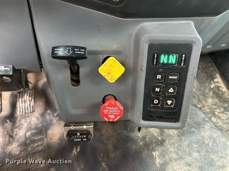 image for item DL0484 2015 Ford F750 Super Duty digger derrick truck