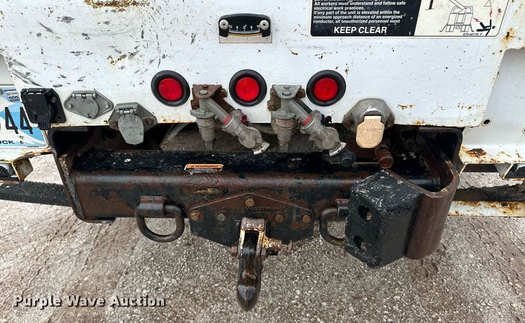 image for item DL0485 2011 Ford F750 Super Duty bucket truck