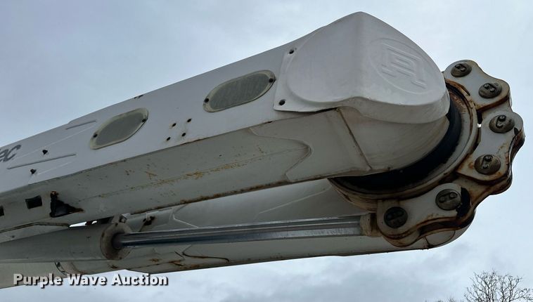 image for item DL0485 2011 Ford F750 Super Duty bucket truck