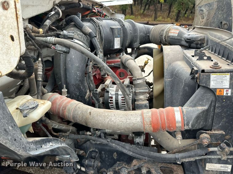 image for item DL0485 2011 Ford F750 Super Duty bucket truck