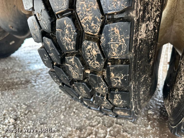 image for item DL0485 2011 Ford F750 Super Duty bucket truck