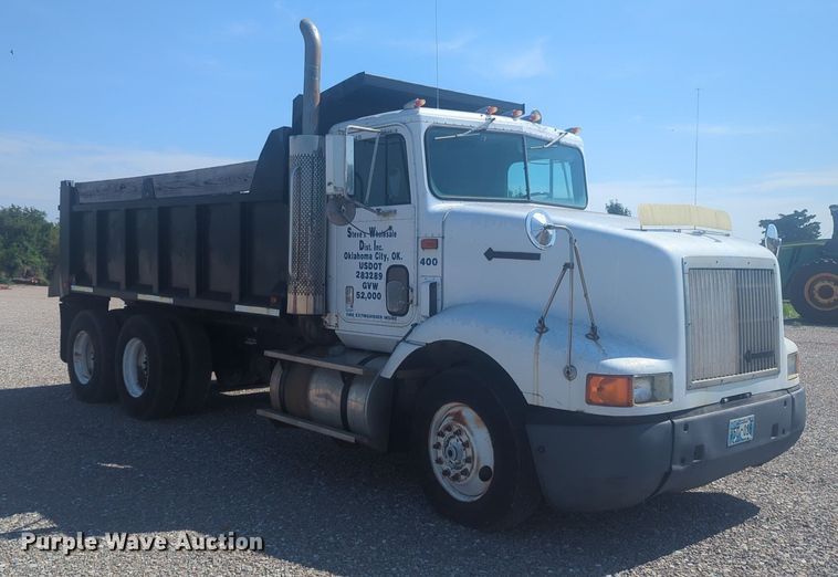 image for item DL1049 1994 International 9200 dump truck