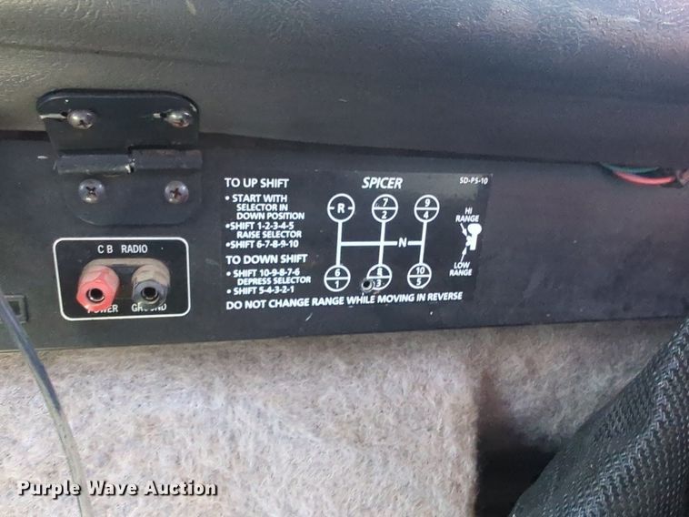 image for item DL1049 1994 International 9200 dump truck