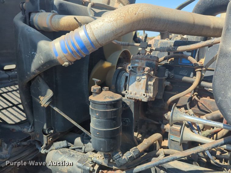 image for item DL1049 1994 International 9200 dump truck