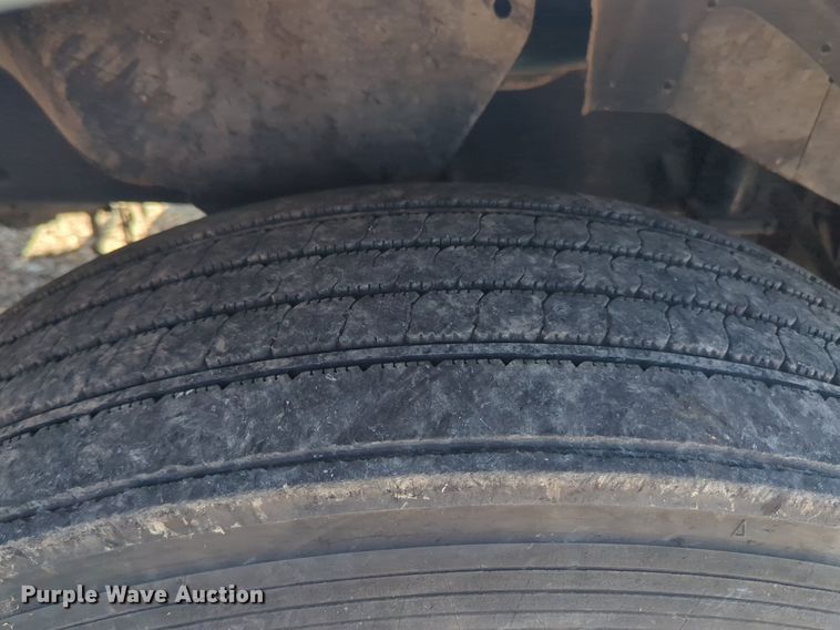 image for item DL1049 1994 International 9200 dump truck