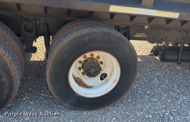 image for item DL1049 1994 International 9200 dump truck