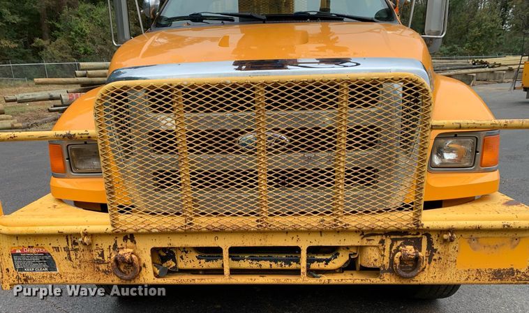 image for item DM1841 2009 Ford F750 digger derrick truck