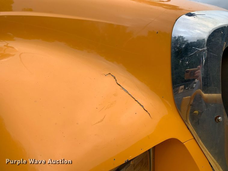 image for item DM1841 2009 Ford F750 digger derrick truck