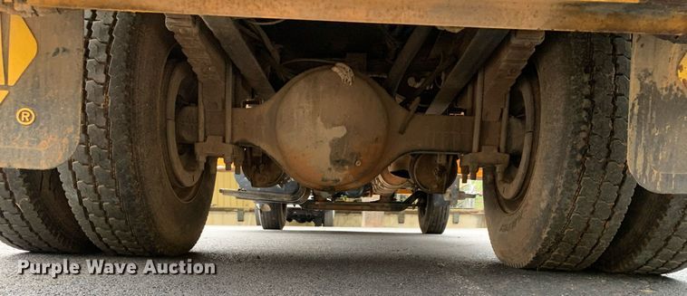 image for item DM1841 2009 Ford F750 digger derrick truck