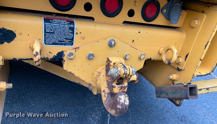 image for item DM1841 2009 Ford F750 digger derrick truck