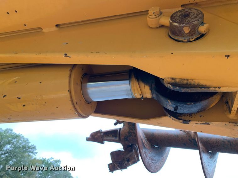 image for item DM1841 2009 Ford F750 digger derrick truck