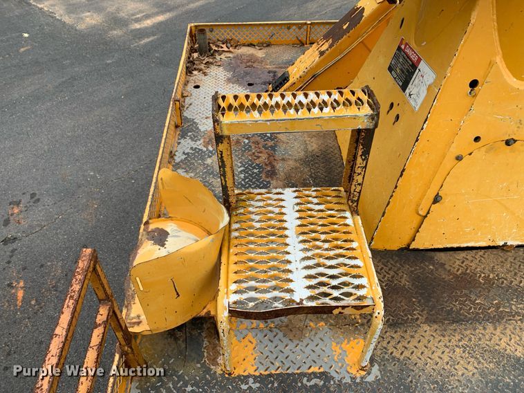 image for item DM1841 2009 Ford F750 digger derrick truck