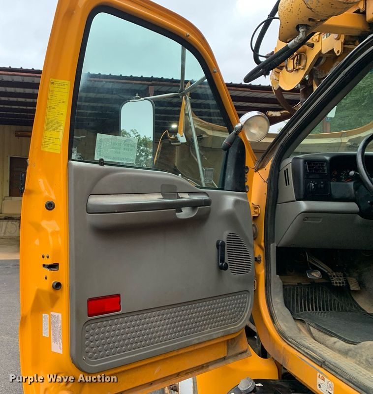 image for item DM1841 2009 Ford F750 digger derrick truck