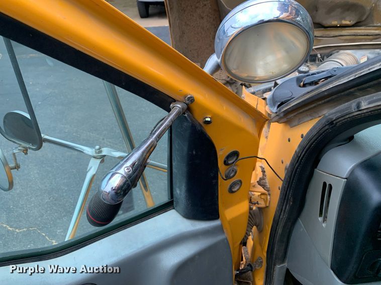 image for item DM1841 2009 Ford F750 digger derrick truck