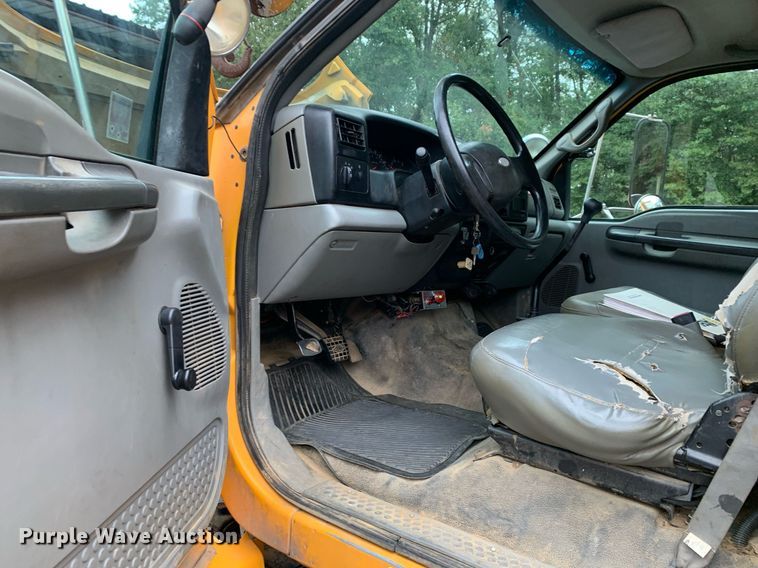 image for item DM1841 2009 Ford F750 digger derrick truck