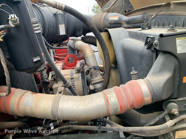 image for item DM1841 2009 Ford F750 digger derrick truck