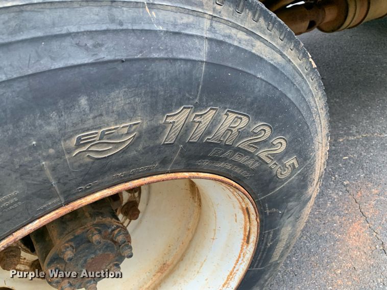 image for item DM1841 2009 Ford F750 digger derrick truck