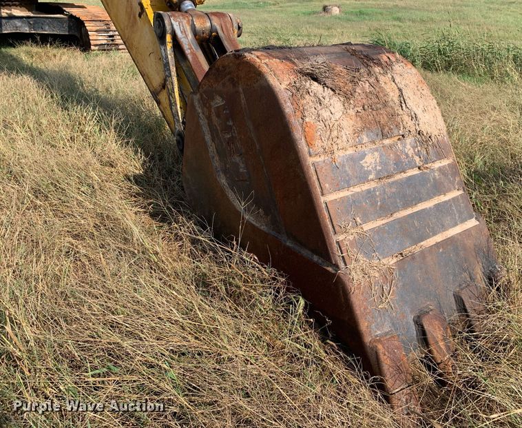 image for item DM1846 1992 John Deere  892D-LC excavator