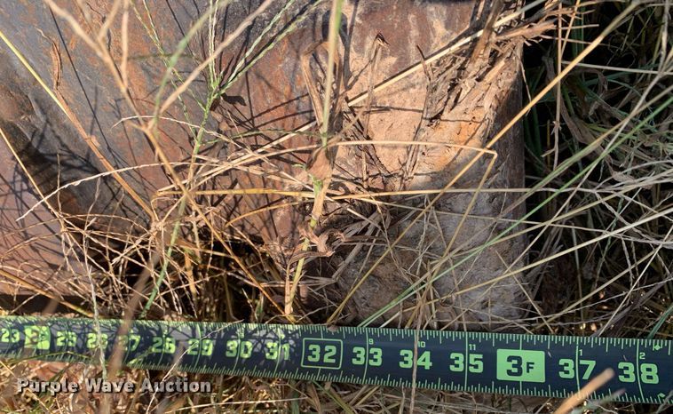 image for item DM1846 1992 John Deere  892D-LC excavator