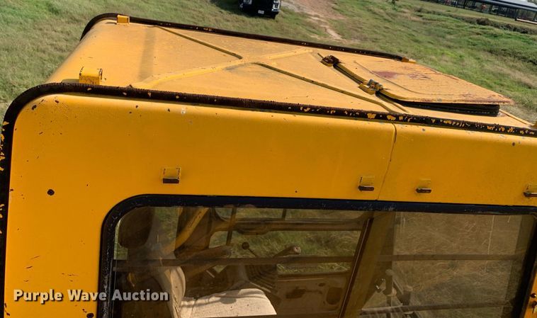image for item DM1846 1992 John Deere  892D-LC excavator