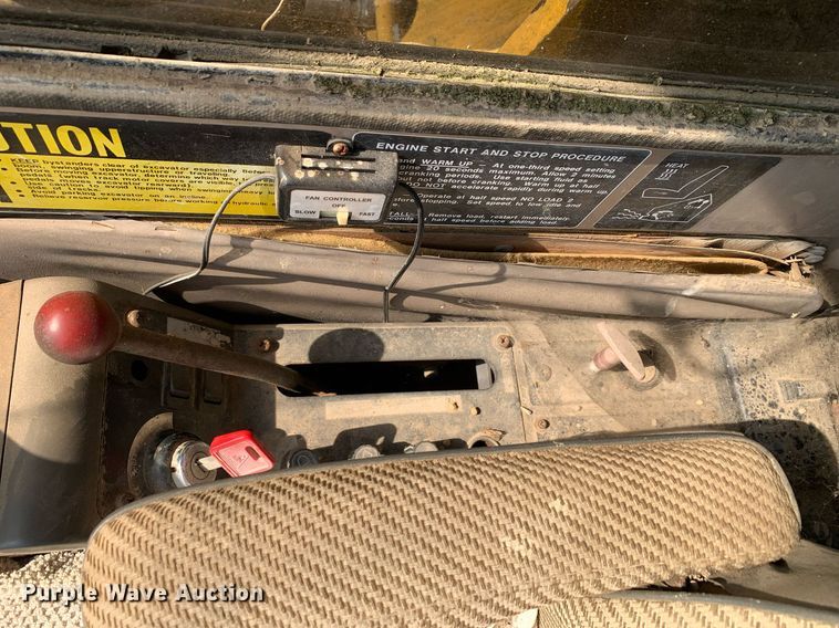 image for item DM1846 1992 John Deere  892D-LC excavator