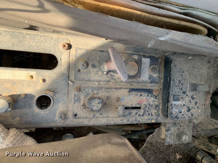 image for item DM1846 1992 John Deere  892D-LC excavator