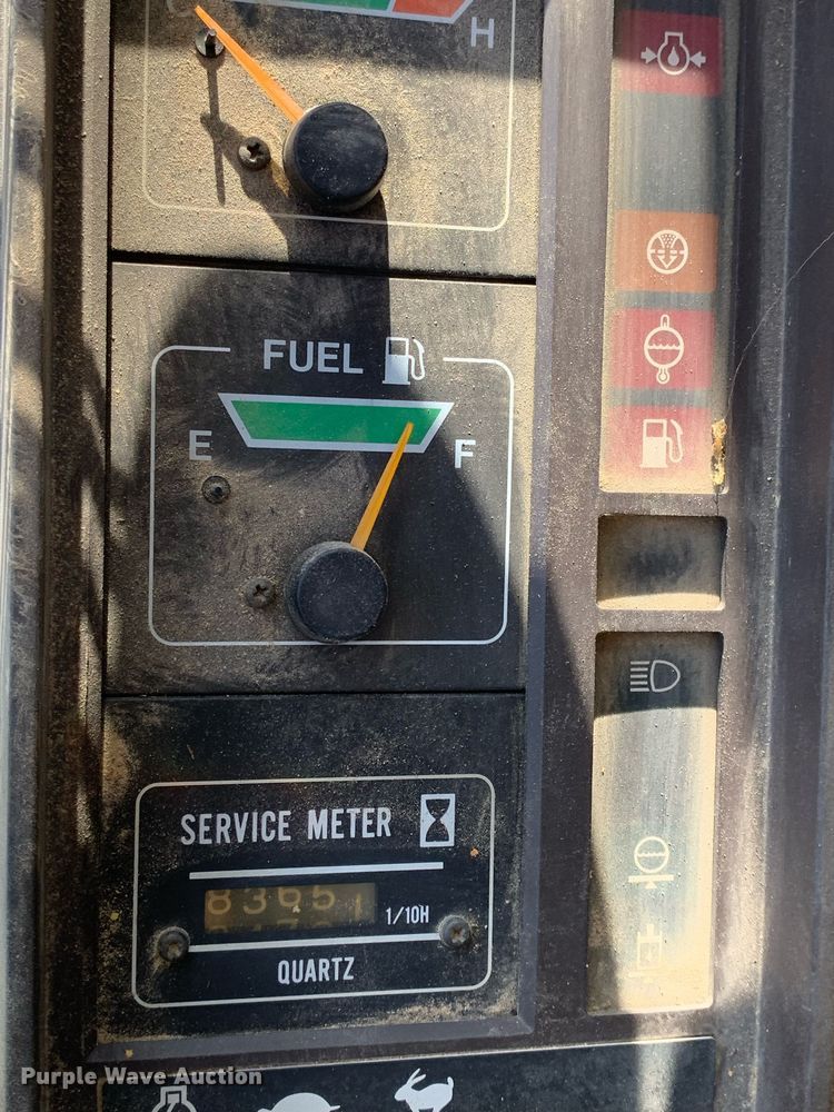 image for item DM1846 1992 John Deere  892D-LC excavator