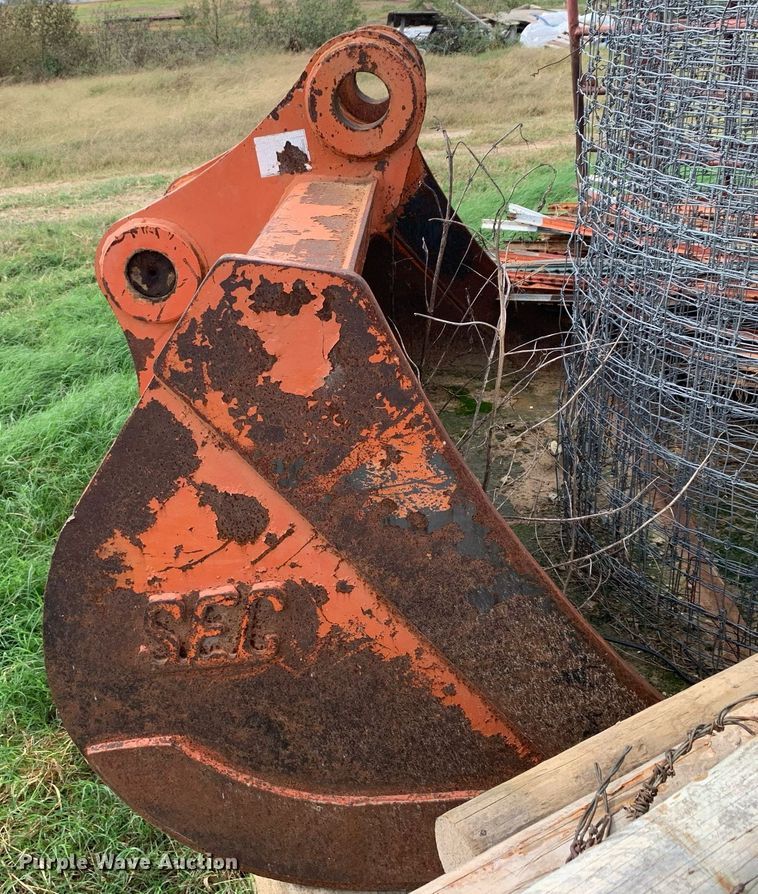 image for item DM1846 1992 John Deere  892D-LC excavator