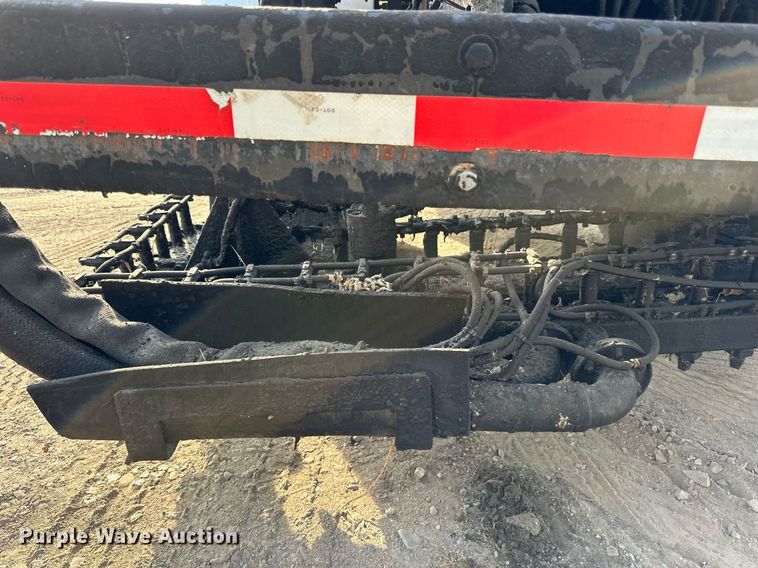 image for item DN0819 1991 International 2554 oil distributor truck