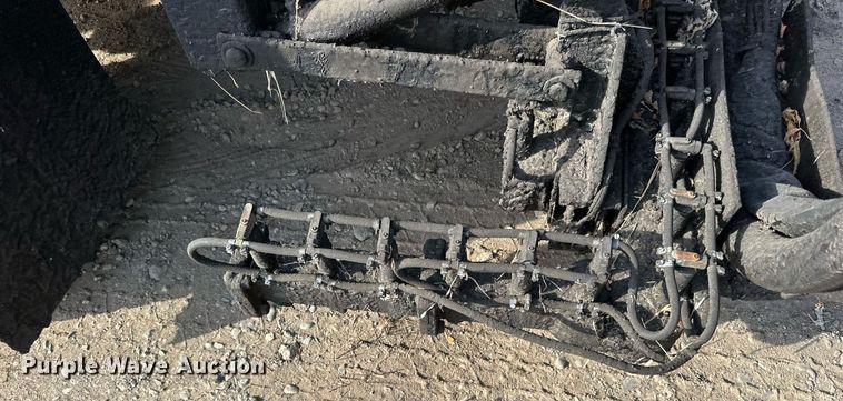 image for item DN0819 1991 International 2554 oil distributor truck