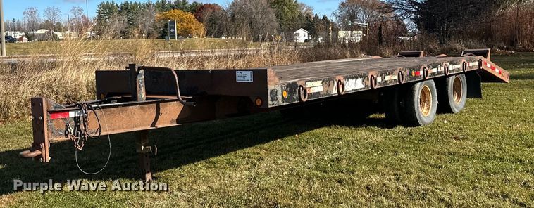 image for item DN0836 2005 Towmaster equipment trailer
