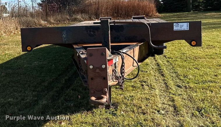 image for item DN0836 2005 Towmaster equipment trailer