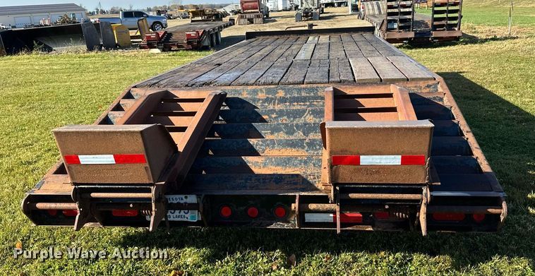 image for item DN0836 2005 Towmaster equipment trailer