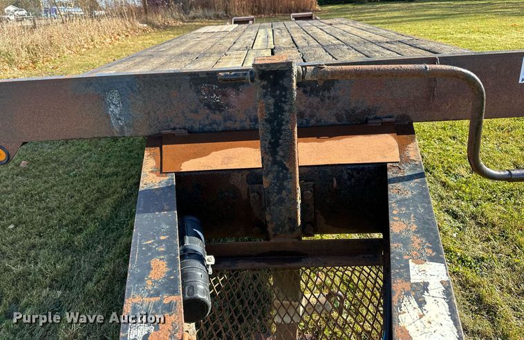 image for item DN0836 2005 Towmaster equipment trailer