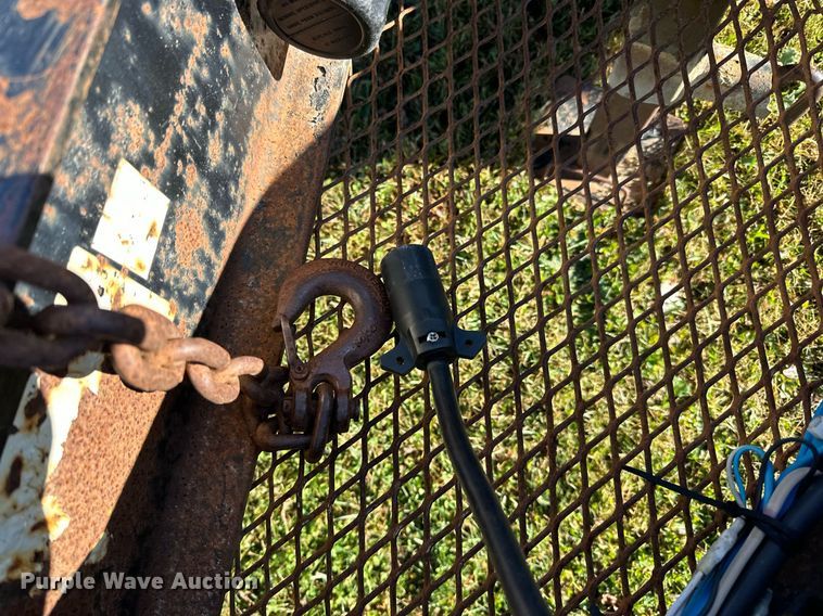 image for item DN0836 2005 Towmaster equipment trailer