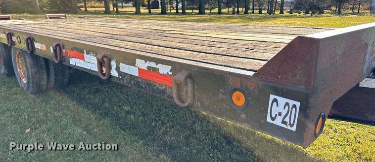 image for item DN0836 2005 Towmaster equipment trailer