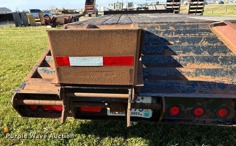 image for item DN0836 2005 Towmaster equipment trailer