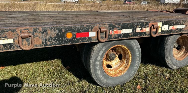 image for item DN0836 2005 Towmaster equipment trailer