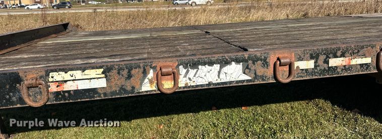 image for item DN0836 2005 Towmaster equipment trailer