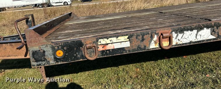 image for item DN0836 2005 Towmaster equipment trailer