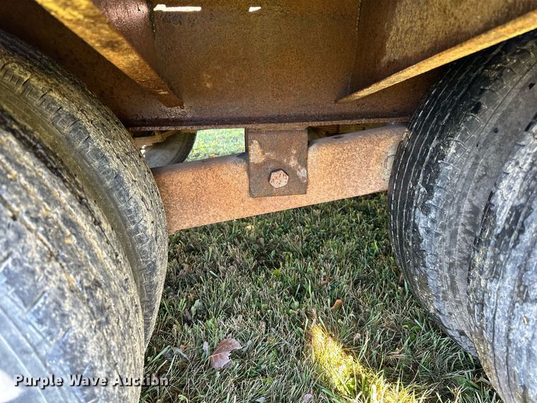 image for item DN0836 2005 Towmaster equipment trailer