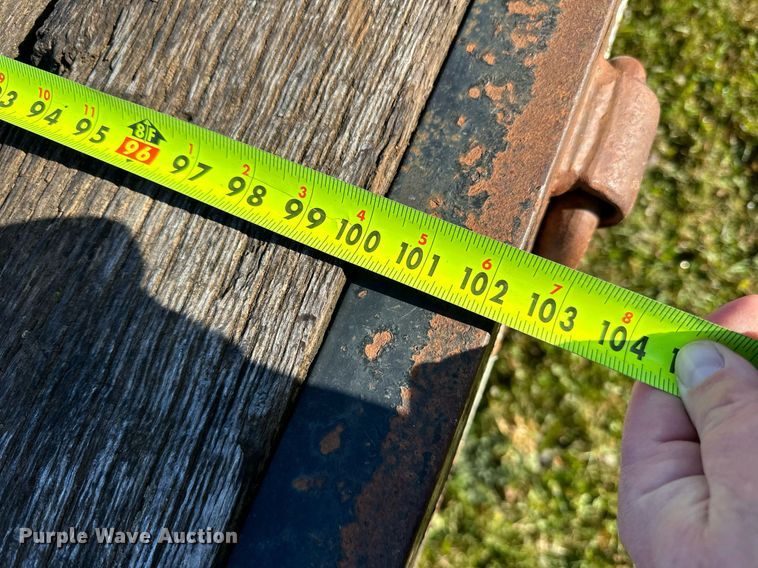 image for item DN0836 2005 Towmaster equipment trailer