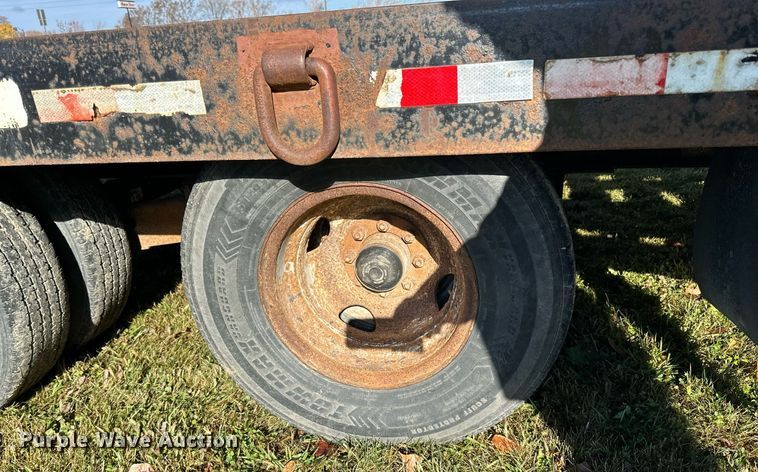 image for item DN0836 2005 Towmaster equipment trailer