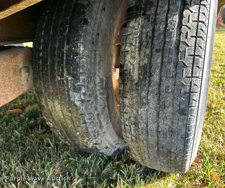 image for item DN0836 2005 Towmaster equipment trailer