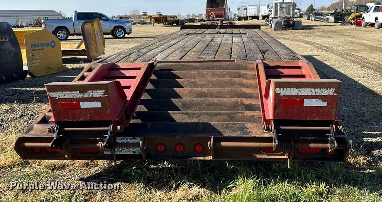 image for item DN0838 2005 Towmaster equipment trailer